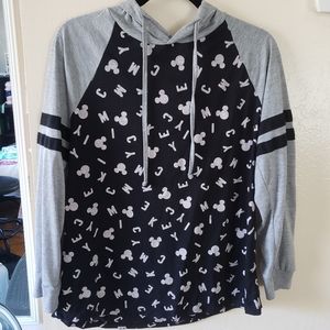 DISNEY Sweater